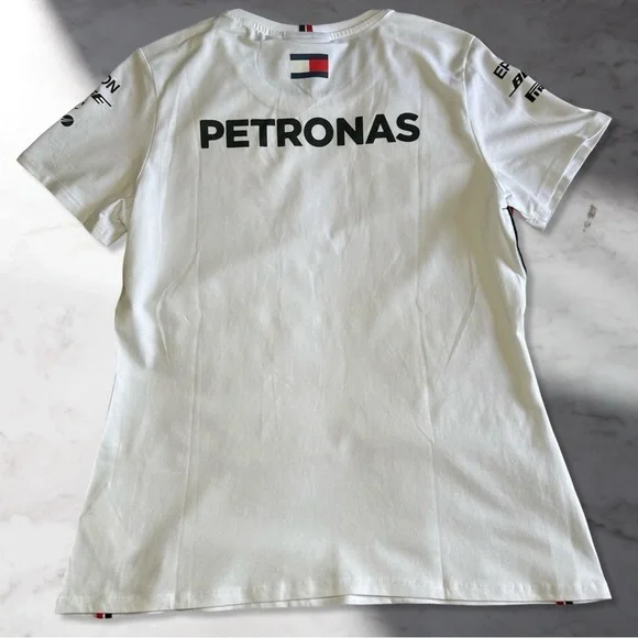 Mercedes Benz AMG Petronas 2019 Formula 1 Women’s Crewneck Tee In White Size XL - Picture 5 of 15